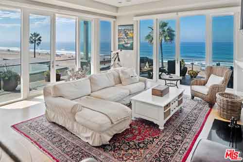 Manhattan Beach Strand homes
