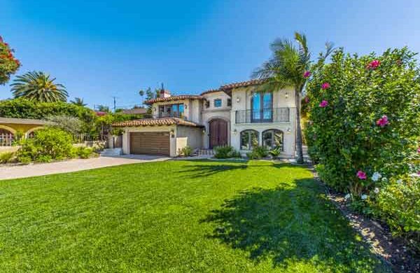 Luxury homes in the South Bay of Los Angeles