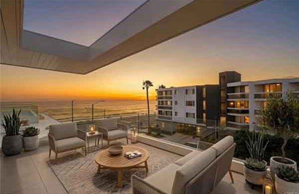 1400 Esplanade Redondo beach CA
